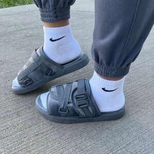 DRACO Cool Grey Dracos‎ Slides Size 9-10 NWT in packaging